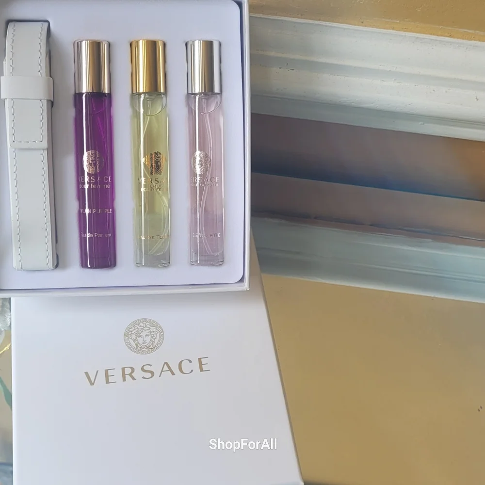 - Versace - Picture 4 of 5